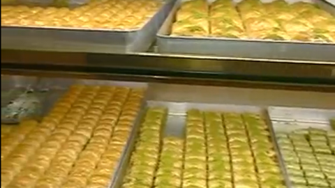 21 Güllüoglu Baklava